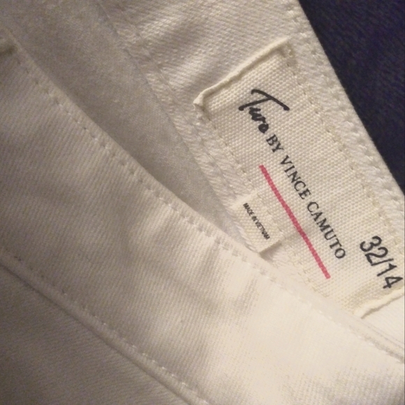 NWT. Two brand by Vince Camuto Jeans - Picture 3 of 5